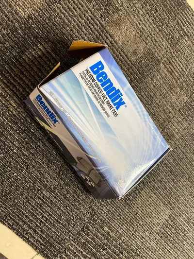 BENDIX Premium Copper-Free Ceramic Brake Pads, Quiet Operation, Durable Set - Thumbnail 3