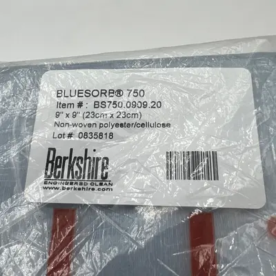 Berkshire BlueSorb 750 9″ x 9″ (23cm x 23cm) nonwoven, cellulose / polyester - Thumbnail 2