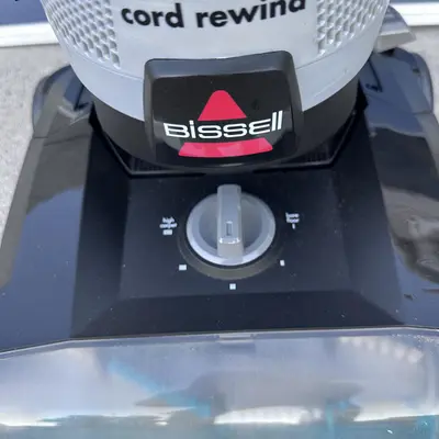 BISSELL CleanView Rewind Corded Bagless Pet Upright Vacuum - Thumbnail 5
