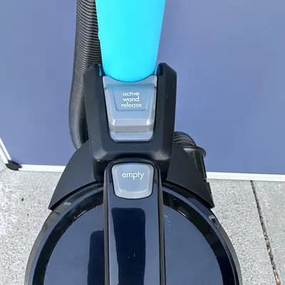 BISSELL CleanView Rewind Corded Bagless Pet Upright Vacuum - Thumbnail 4