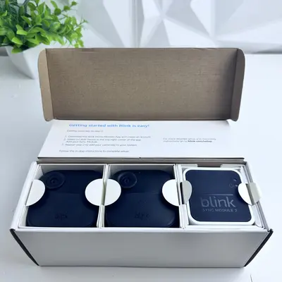 Blink Outdoor 4 Smart Security Camera 2-Camera System - Thumbnail 3