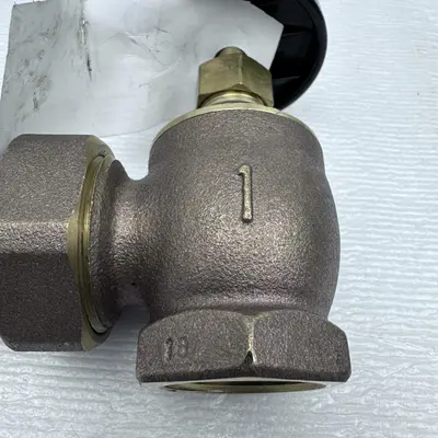 Bluefin RVST100 1" (FIP x Male Union) Brass Steam Radiator Angle Valve - Thumbnail 5