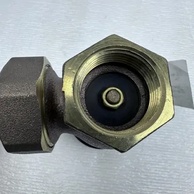 Bluefin RVST100 1" (FIP x Male Union) Brass Steam Radiator Angle Valve - Thumbnail 2