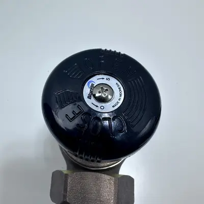 Bluefin RVST150 - 1-1/2" Steam Angle Radiator Valve - Thumbnail 3