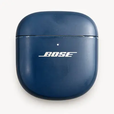 BOSE QuietComfort Ultra Wireless Earbuds, Noise Cancelling, Lunar Blue - Thumbnail 4