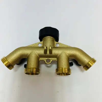 Brass 4 Way Garden Hose Splitter w/ Individual Valves - Thumbnail 3