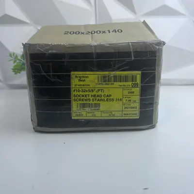 Brighton Best #10-32 x 5/8" Socket Head Cap Screws - Thumbnail 2