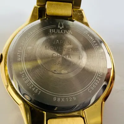 Bulova 98X129 30mm Gold Tone Stainless Steel Quartz Watch - Thumbnail 4