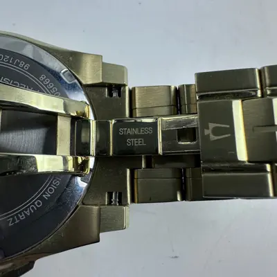 Bulova Icon $2395 62 Diamonds 0.84ctw Gold Tone 40mm Watch 98J120 - Thumbnail 7