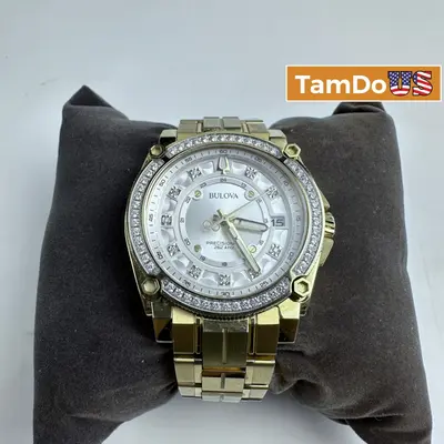 Bulova Icon $2395 62 Diamonds 0.84ctw Gold Tone 40mm Watch 98J120 - Thumbnail 1