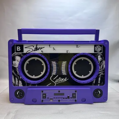 Bumpboxx Remixx Bluetooth Speaker with The Looks of a Cassette - Thumbnail 2