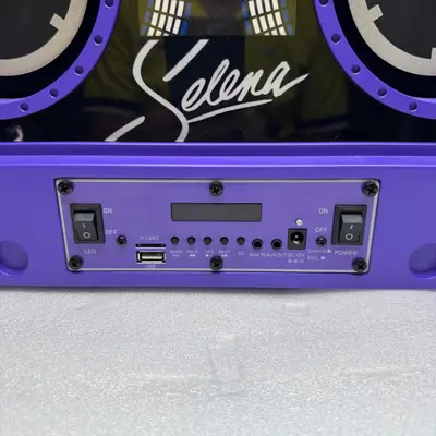 Bumpboxx Remixx Bluetooth Speaker with The Looks of a Cassette - Thumbnail 6