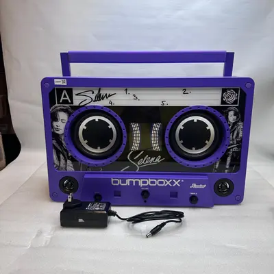 Bumpboxx Remixx Bluetooth Speaker with The Looks of a Cassette - Thumbnail 3