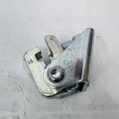 Caddy Universal Attachment 1/2" (13mm) Bold Hole Electro Galvanized (Qty: 7) - Thumbnail 4