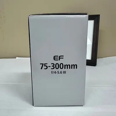 Canon EF 75-300mm f/4-5.6 III Telephoto Zoom Lens - Thumbnail 8