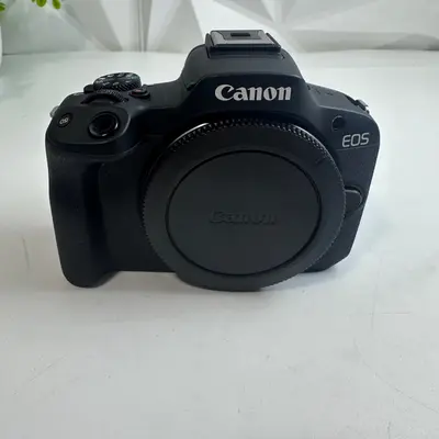 Canon EOS R50 Mirrorless Digital Camera with RF-S 18-45mm F4.5-6.3 IS STM Kit - Thumbnail 3