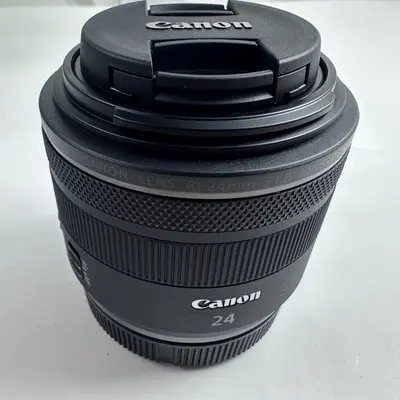 Canon RF 24mm f/1.8 Macro IS STM Lens Wide Angle Prime EOS R System - Thumbnail 8