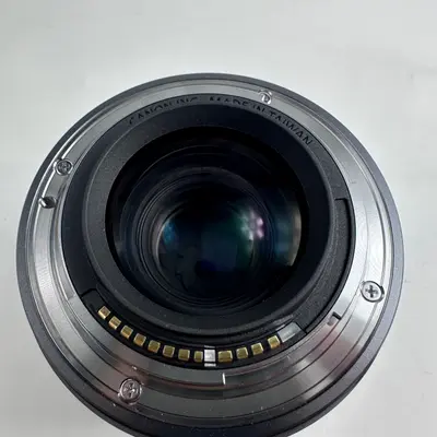 Canon RF 24mm f/1.8 Macro IS STM Lens Wide Angle Prime EOS R System - Thumbnail 5