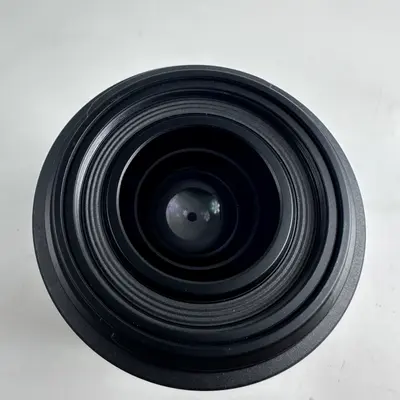Canon RF 24mm f/1.8 Macro IS STM Lens Wide Angle Prime EOS R System - Thumbnail 6