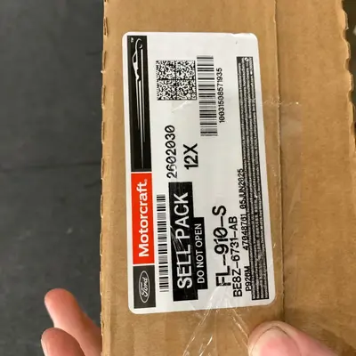 Case of 12 Motorcraft FL-910S Oil Filters BE8Z-6731-AB, Genuine Ford OEM - Thumbnail 3