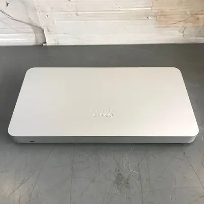 Cisco Meraki MX68-HW Cloud Managed Security Appliance Firewall | Unclaimed - Thumbnail 3