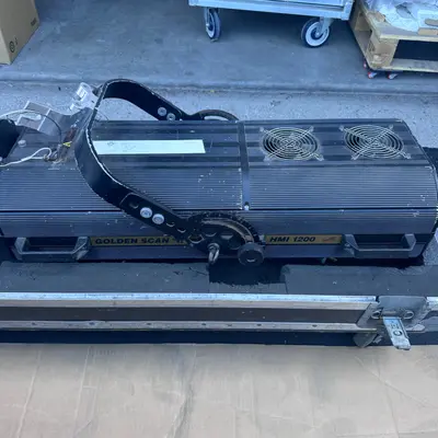 Clay Paky Golden Scan 3 HMI 1200 Moving Mirror Light Stage Effect w Flight Case - Thumbnail 5