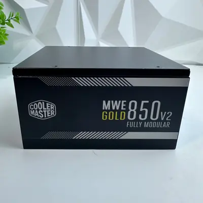 Cooler Master MWE Gold 850V2 ATX 850W Fully-Modular Power Supply - Thumbnail 2