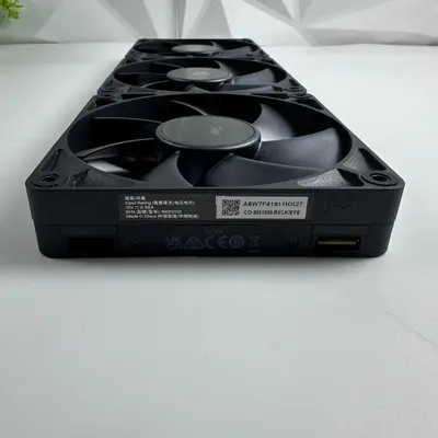 Corsair RX120 PC Cooling Fans, 120mm, 12V, 0.58A, High-Performance Airflow - Thumbnail 3