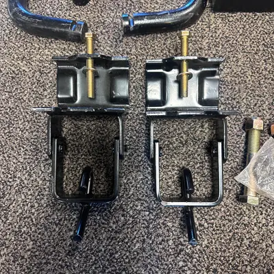 CURT 17063 Round Bar Weight Distribution Hitch Sway Control 14000 lbs Trailer - Thumbnail 5