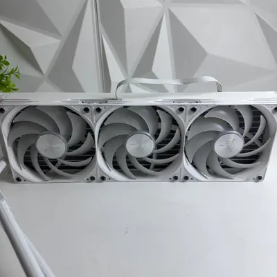 CyberPowerPC MasterLiquid 360mm White AIO CPU Liquid Cooler 3x 120mm Fans - Thumbnail 3