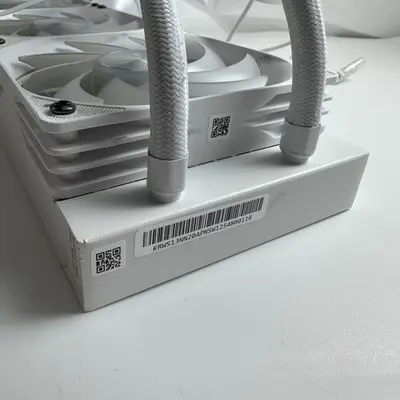 CyberPowerPC MasterLiquid 360mm White AIO CPU Liquid Cooler 3x 120mm Fans - Thumbnail 8