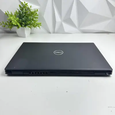 Dell Latitude 3520 Laptop, 15.6" FHD, i5-1135G7, 16GB, 256GB SSD - Thumbnail 6