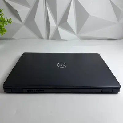 DELL Latitude 5300 Laptop, 13.3" FHD, i7-8665U, 16GB, 256GB NVMe SSD, Win 11 Pro - Thumbnail 4