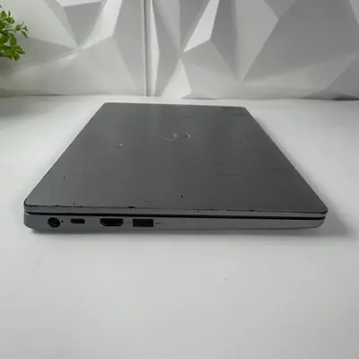Dell Latitude 5310 Laptop, 13.3" FHD, i7-10610U, 16GB, 256GB SSD *Pls READ* - Thumbnail 6