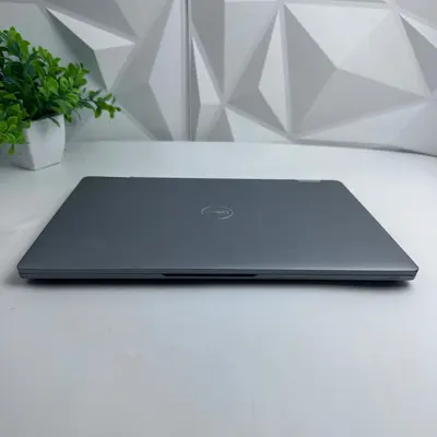 Dell Latitude 5320 13.3" FHD Touch Laptop, i7-1185G7, 16GB, 256GB SSD *Pls READ* - Thumbnail 3