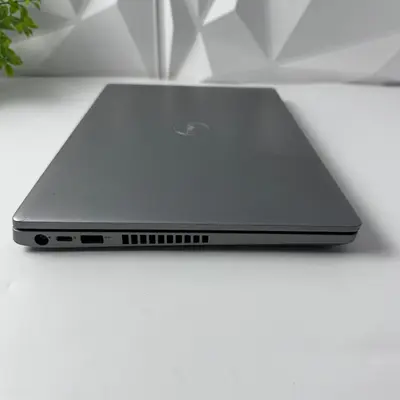 Dell Latitude 5410 Laptop, 14" FHD, i5-10310U 1.7GHz, 16GB RAM, 256GB SSD - Thumbnail 2