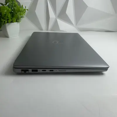 DELL Latitude 5450 Laptop, 14" FHD, Ultra 5 135U, 16GB DDR5, 256GB, Win 11 Pro - Thumbnail 3