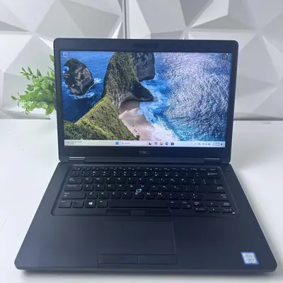 DELL Latitude 5490 Laptop, 14" HD, i5-7300U, 16GB, 256GB SSD - Thumbnail 2