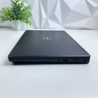 DELL Latitude 5490 Laptop, 14" HD, i5-7300U, 16GB, 256GB SSD - Thumbnail 4