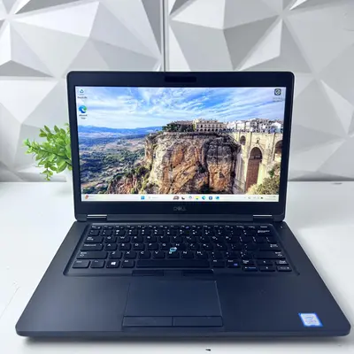 DELL Latitude 5490 Laptop, 14" HD, i5-8350U, 16GB, 256GB SSD - Thumbnail 2