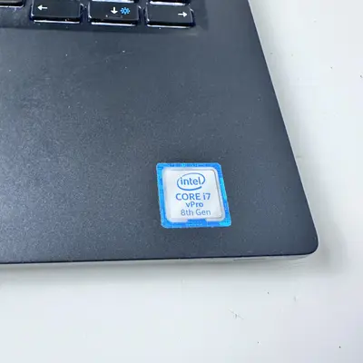 DELL Latitude 7390 Laptop, 13.3" FHD, i7-8650U, 16GB, 256GB SSD - Thumbnail 7