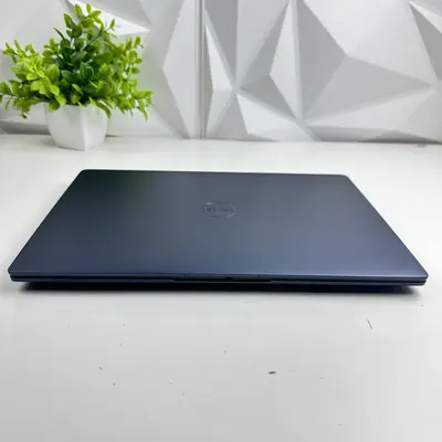 Dell Latitude 7440 Laptop, 14" FHD Touch, i7-1365U, 32GB, 256GB SSD - Thumbnail 5
