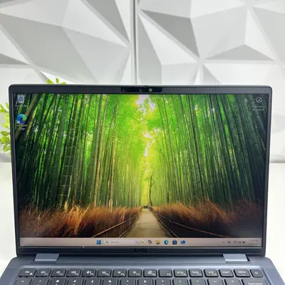 Dell Latitude 7440 Laptop, 14" FHD Touch, i7-1365U, 32GB, 256GB SSD - Thumbnail 9