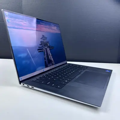 DELL Precision 5560 Laptop, 15.6" FHD, i7-11850H,32GB, 256GB+512GB, NVIDIA T1200 - Thumbnail 2
