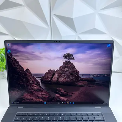 Dell Precision 5680 16" FHD+ i7-13800H, 64GB DDR5, 512GB, RTX 2000 *Pls READ* - Thumbnail 9
