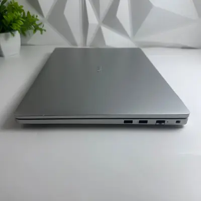 Dell Pro 16 PC16250 16" FHD+, Core Ultra 5 235U, 32GB DDR5, 512GB SSD - Thumbnail 2