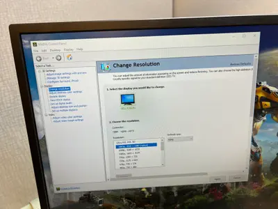Dell Professional P2417H 23.8-inch Screen LED-Lit Monitor - Thumbnail 5