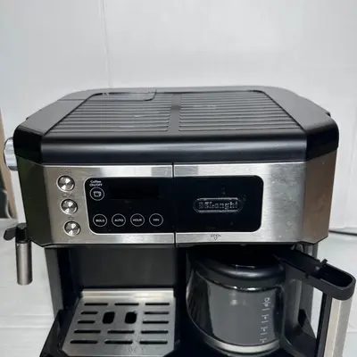 DeLonghi COM530M All-in-One Coffee Espresso Cappuccino Maker Glass Carafe 10 Cup - Thumbnail 4