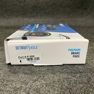 Detroit Axle P-958 Premium Carbon Ceramic Rear Brake Pads FOR Honda Civic CR-V - Thumbnail 2