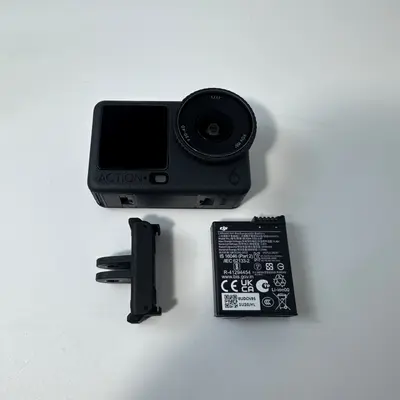 DJI Osmo Action 6 4K Action Camera 1/1.1" Square Sensor Variable Aperture - Thumbnail 2